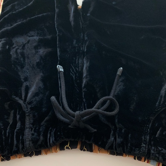 Gucci Velvet/Silk Horsebit Shorts - Picture 4 of 11